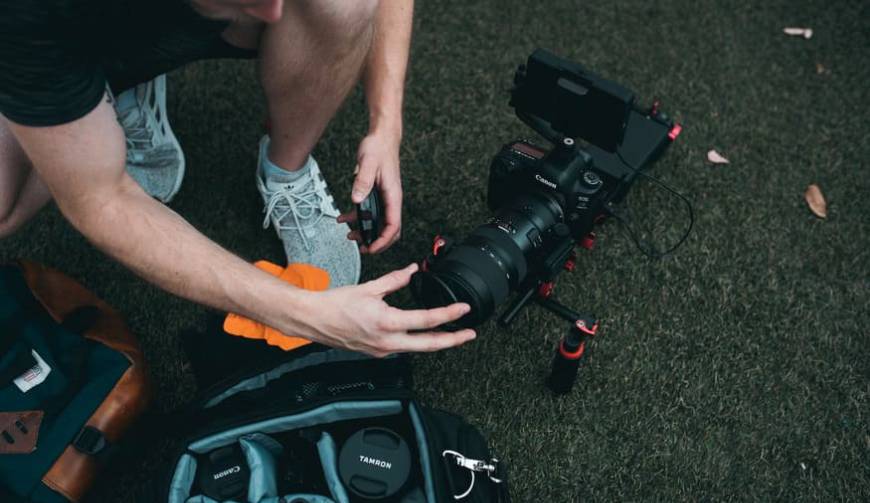 色彩心理学×动态美学，鱼峰区产品视频拍摄公司唤醒感官冲击力